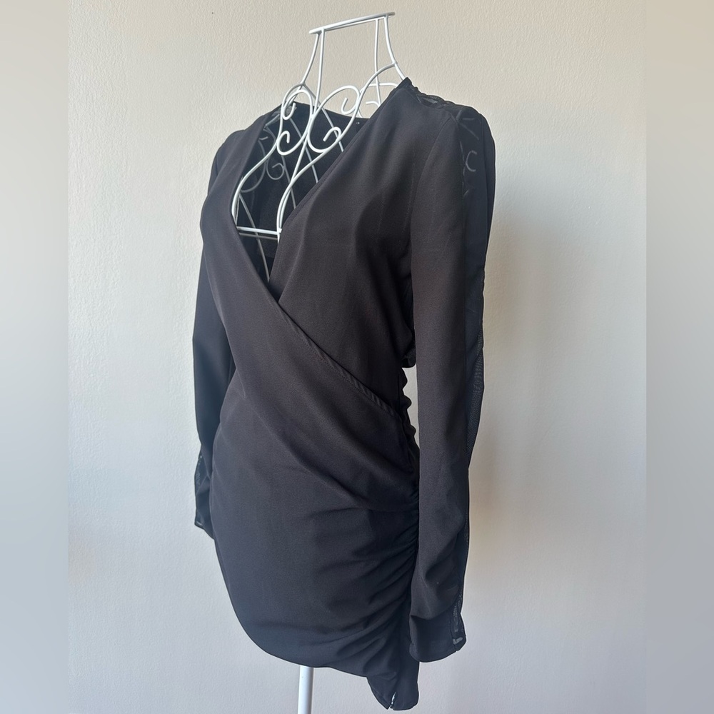 | Bebe | Black Tunic Top | XS